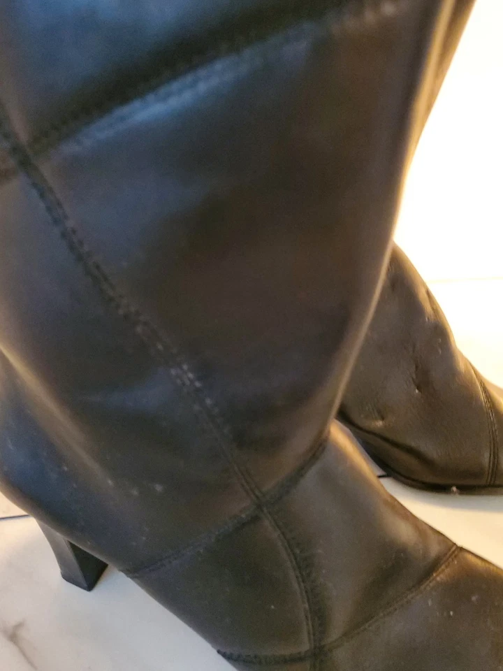 Botas hasta la rodilla Dibba clásicas, negras talla 9 1/2 medianas Foto 2 de 4