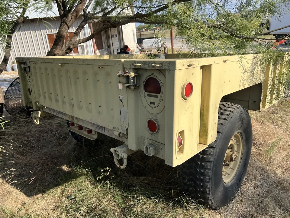 2005  Military Surplus Silver Eagle M1101 Aluminum Cargo Trailer - Image 3 of 4
