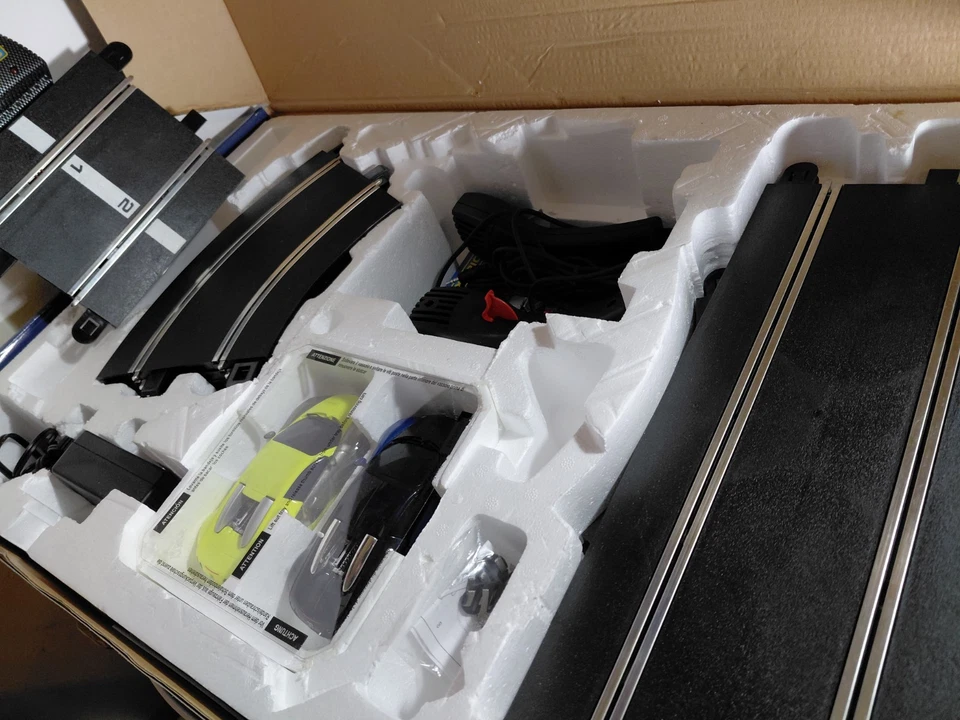 Juego Supercars Scalextric 1:32 Edición "Bugatti" Foto 4 de 4