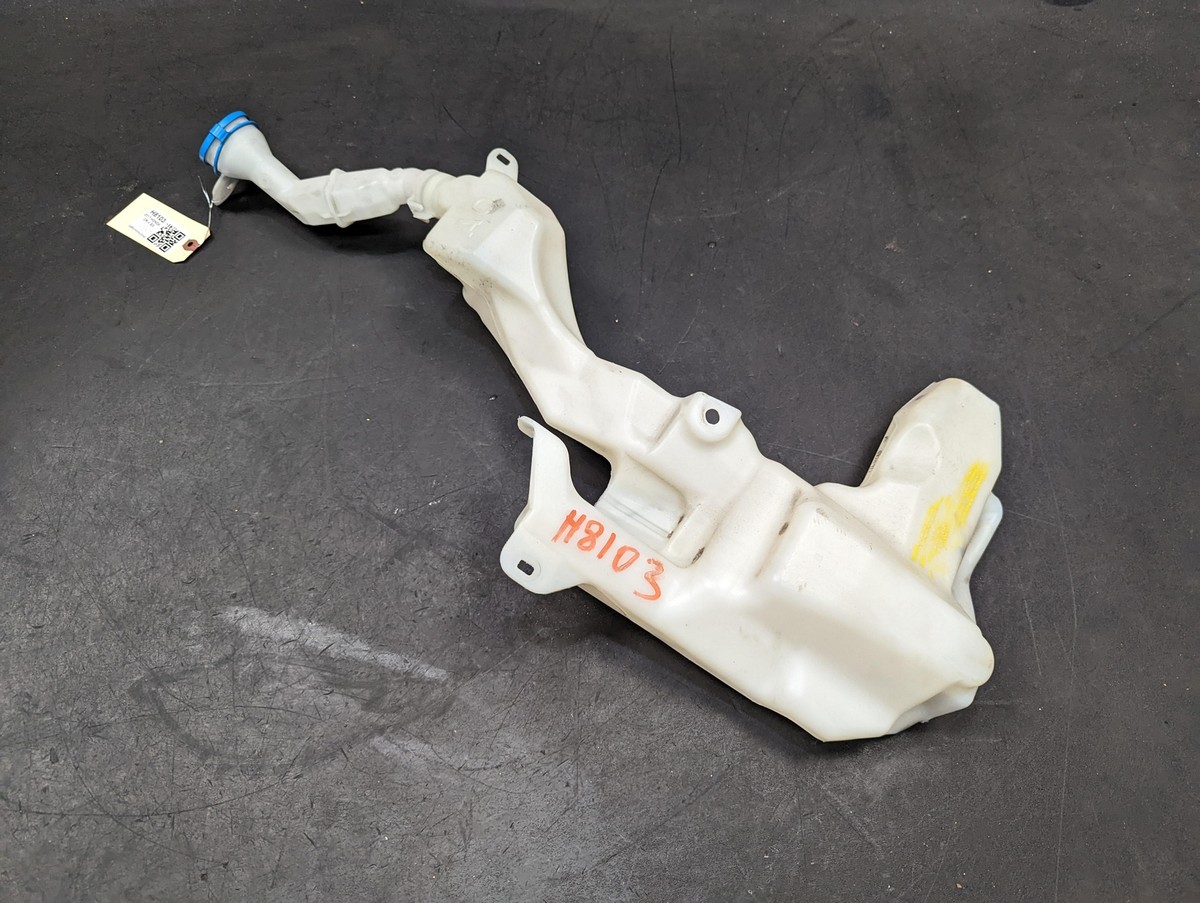 Christina Seewald ホワイト タンクトップ Christina Seewald – Voo Store