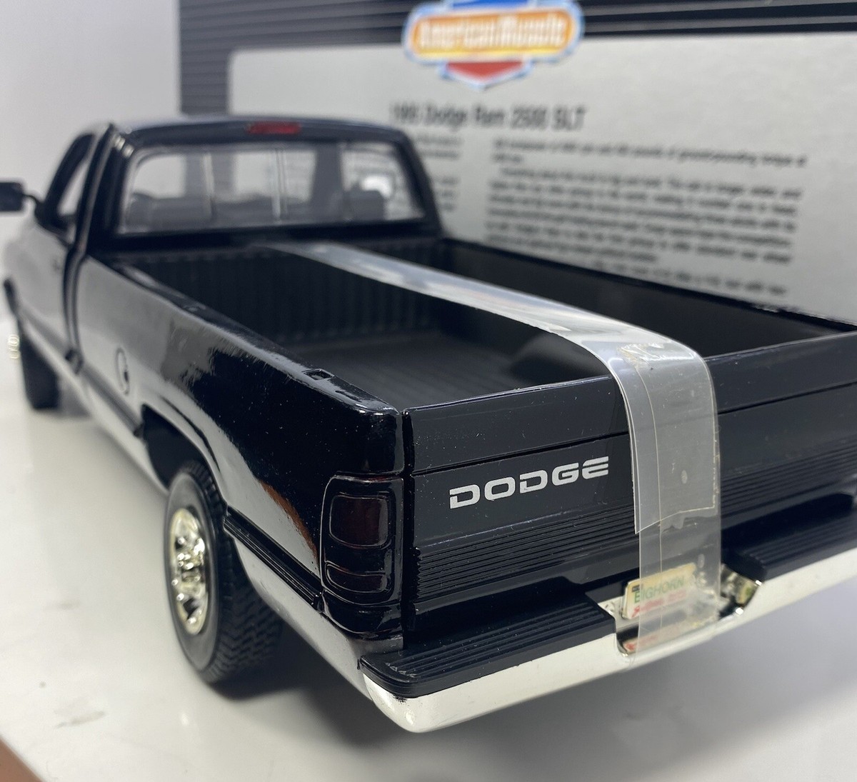 マイスト　Dodge Ram Pickup1995 1/18 1995 Dodge Ram 2500 Diecast Model Custom Weathered
