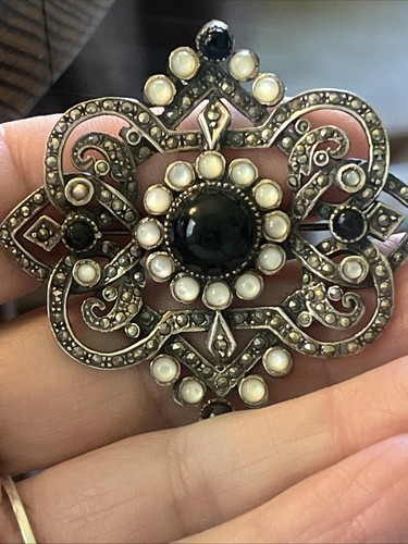 Antique Sterling Silver Art Deco Moonstone & Onyx Pendant Pin
