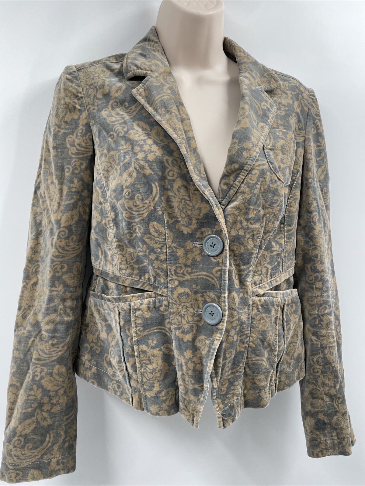 DKNY Women’s Two Button Vent-less Multi Color Flo… - image 4