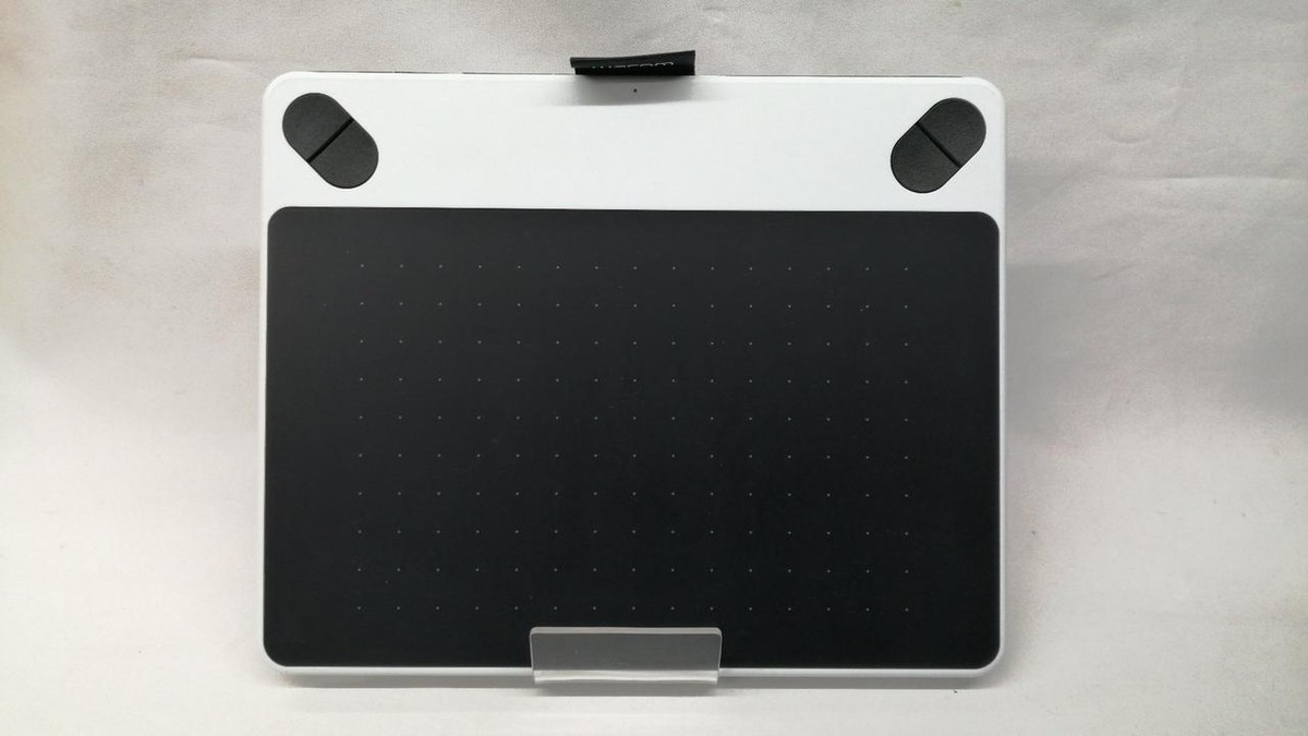 その他 Wacom Intuos Small Wacom Intuos Small Pen Tablet - Wacom