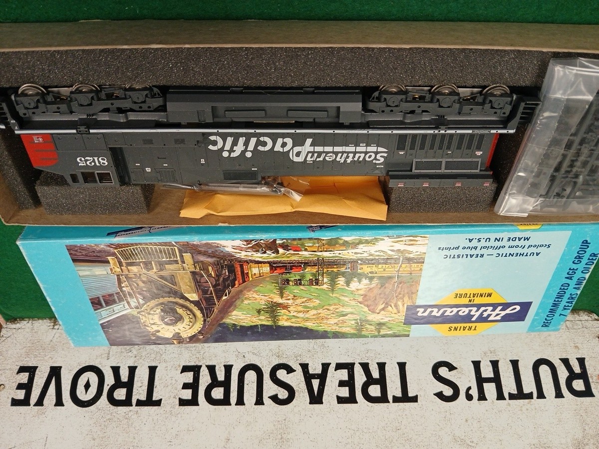Athearn 4906 HO Southern Pacific 8125 C44-9w SP for sale online | eBay