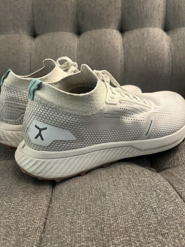 Flux ADAPT RUNNER - HORCHATA