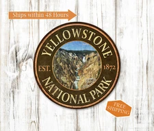 Yellowstone National Park Sign Rustic Man Cave Round Wall Decor 100142001004