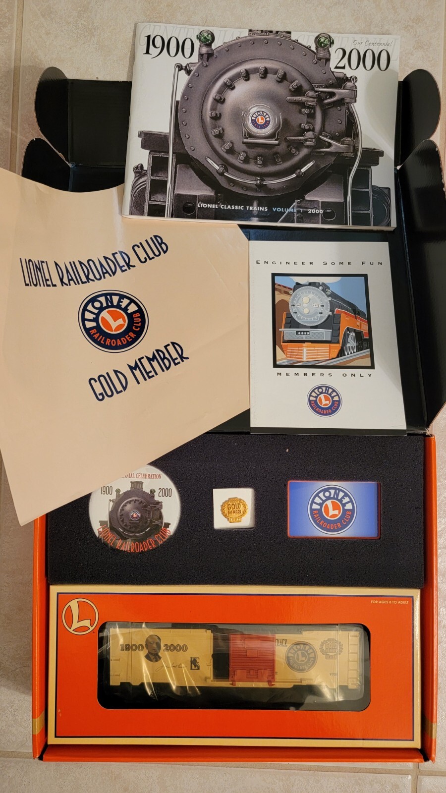 Lionel 2000 Railroader Club Gold Member Box Set 6-19991 1900-2000 CENTENNINAL