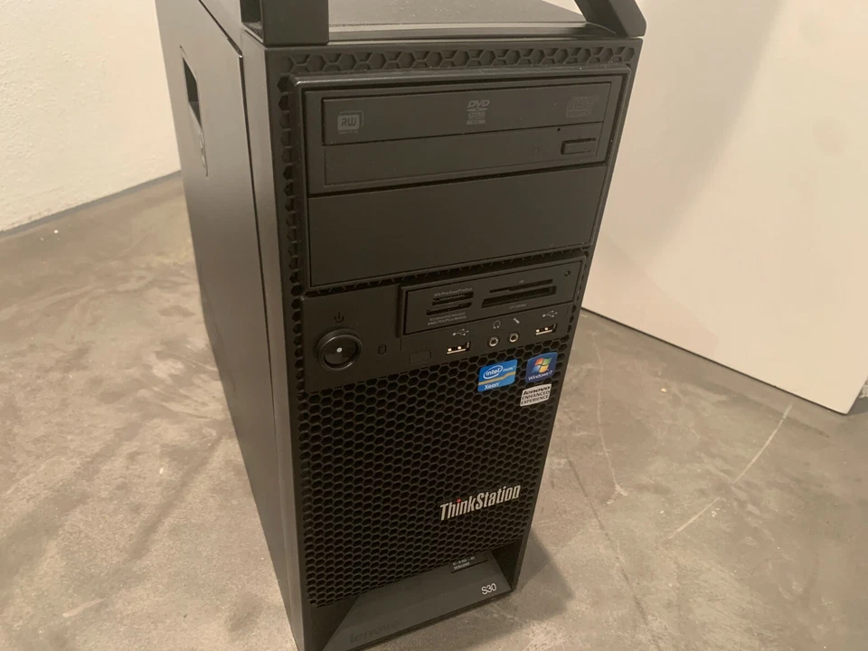 Lenovo PC Thinkstation S30 Xeon 1603 E5 16GB RAM 120GB SSD 500GB HDD Quadro 600 - Imagen 2 de 4