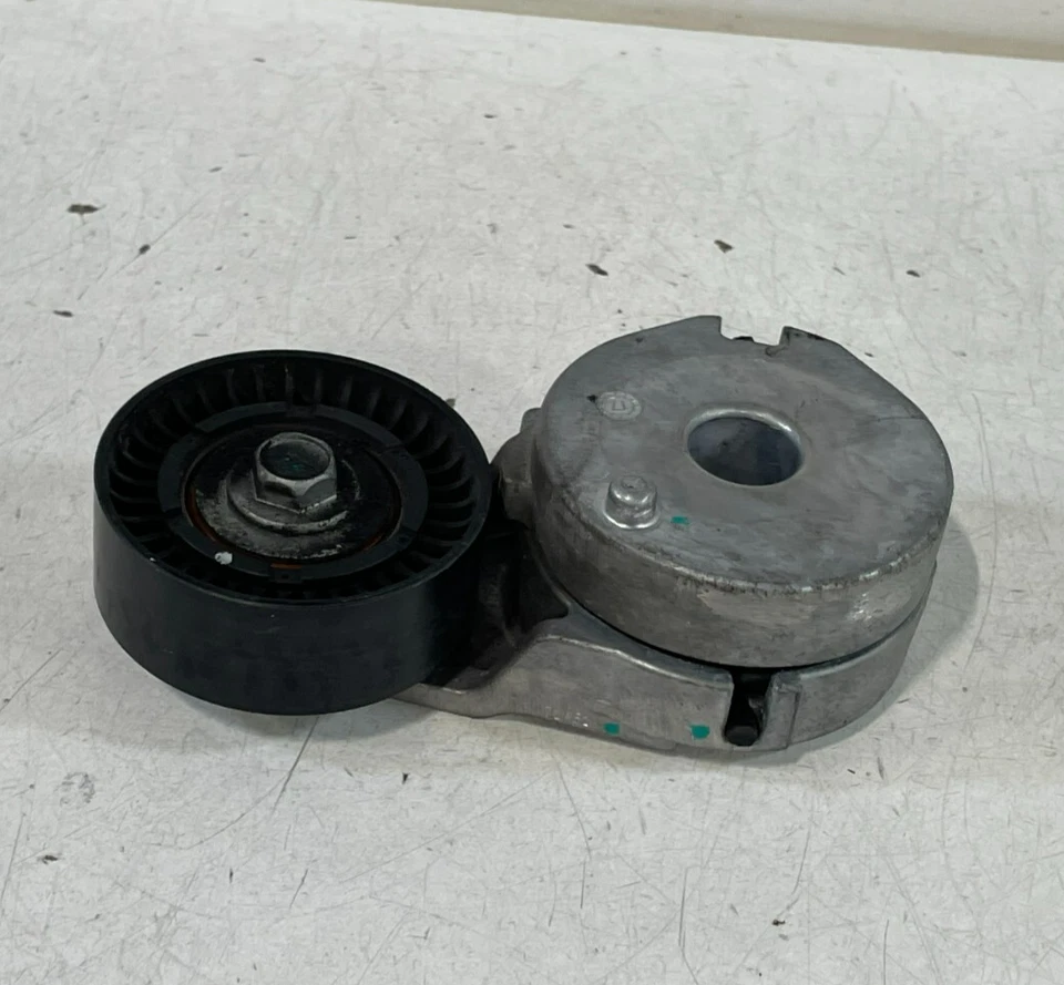 Polea tensora de correa de motor Infiniti QX50 QX55 2022-2024 2,0 L # 97725 Foto 3 de 4