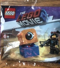 LEGO Movie 2 Lucy vs Alien Invader 44 Piece Set 30527 NEW