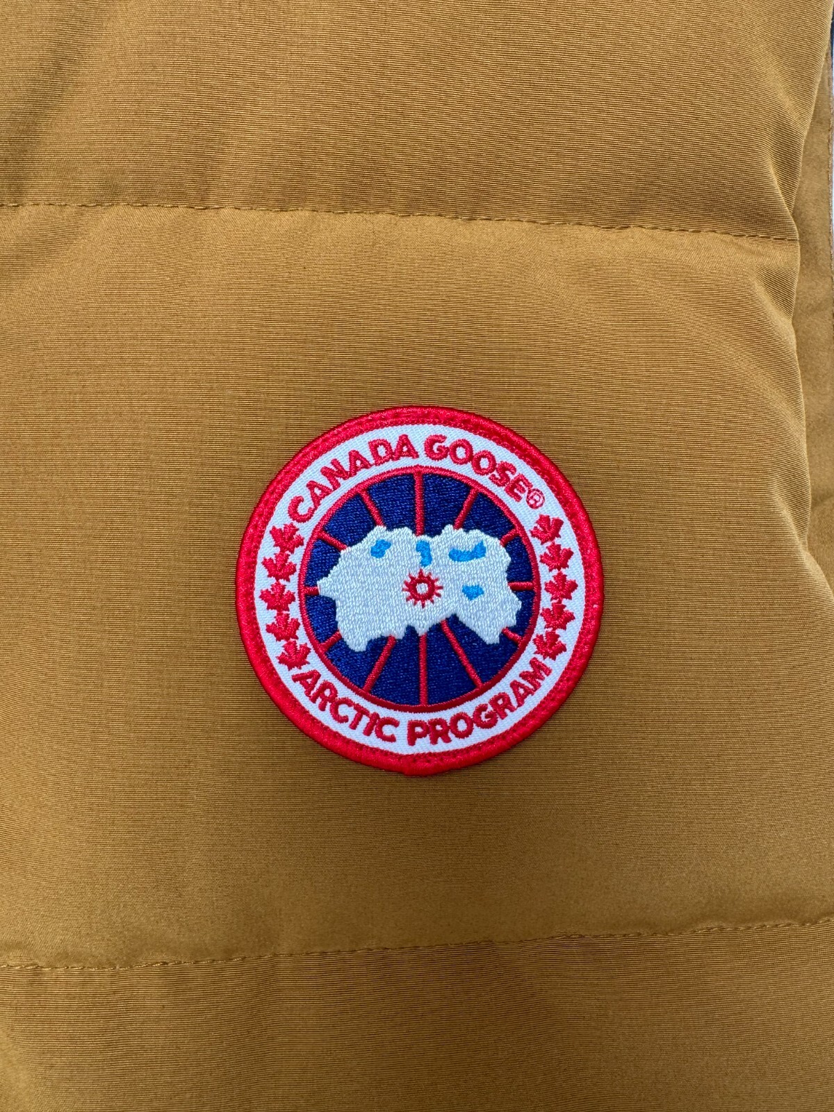 Canada Goose Freestyle Crew Vest medium, gold (Gilet/Jacket) image 2