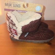Muk Luks Womens Slippers Small 5-6 Red Sherpa Knit Memory Foam Insole Anti-Slip