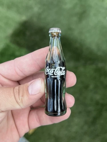Vintage COCA-COLA COKE Miniature Glass Bottle w/ Metal Cap  MR