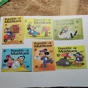 Maldives - Disney Lot.  MNH