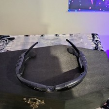 Black Bluetooth Smart Glasses with Built-in Earphones and Integrated Electronics
