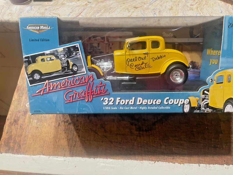 SIGNED Ertl 1/18 Scale American Graffiti '32 IN ORIGINAL BOXCHECK IT OUT 👀PLUS