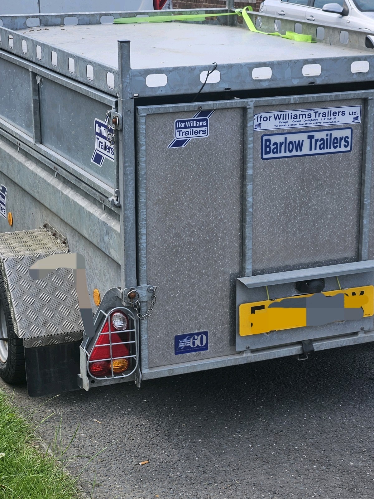 Picture 2 of 11