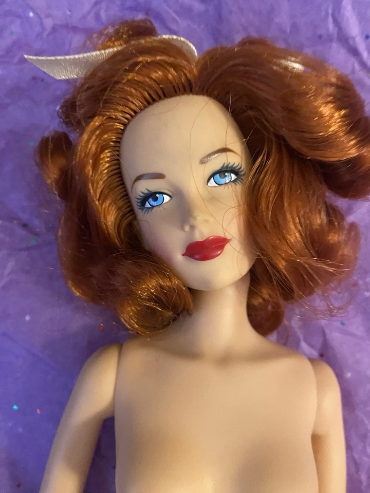 BRENDA STARR DISEÑADA POR ROBERT TONNER. Años 90. Effanbee Company años 90. Foto 2 de 4