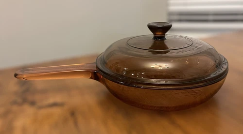 Vision Corning Ware Amber Glass 7" Skillet Waffle Bottom France Pyrex V1.5C Lid