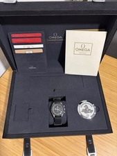 OMEGA Speedmaster Professional Moonwatch Chronograph 42mm Black Dial Box Papers 4