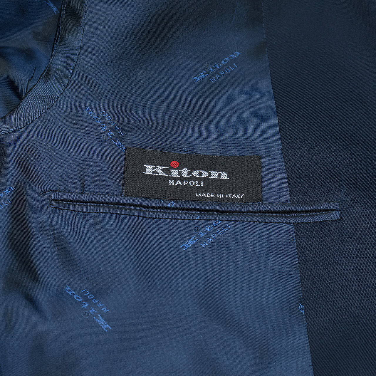 Kiton Anzug in dunkelblau aus Baumwolle RegEUR4890