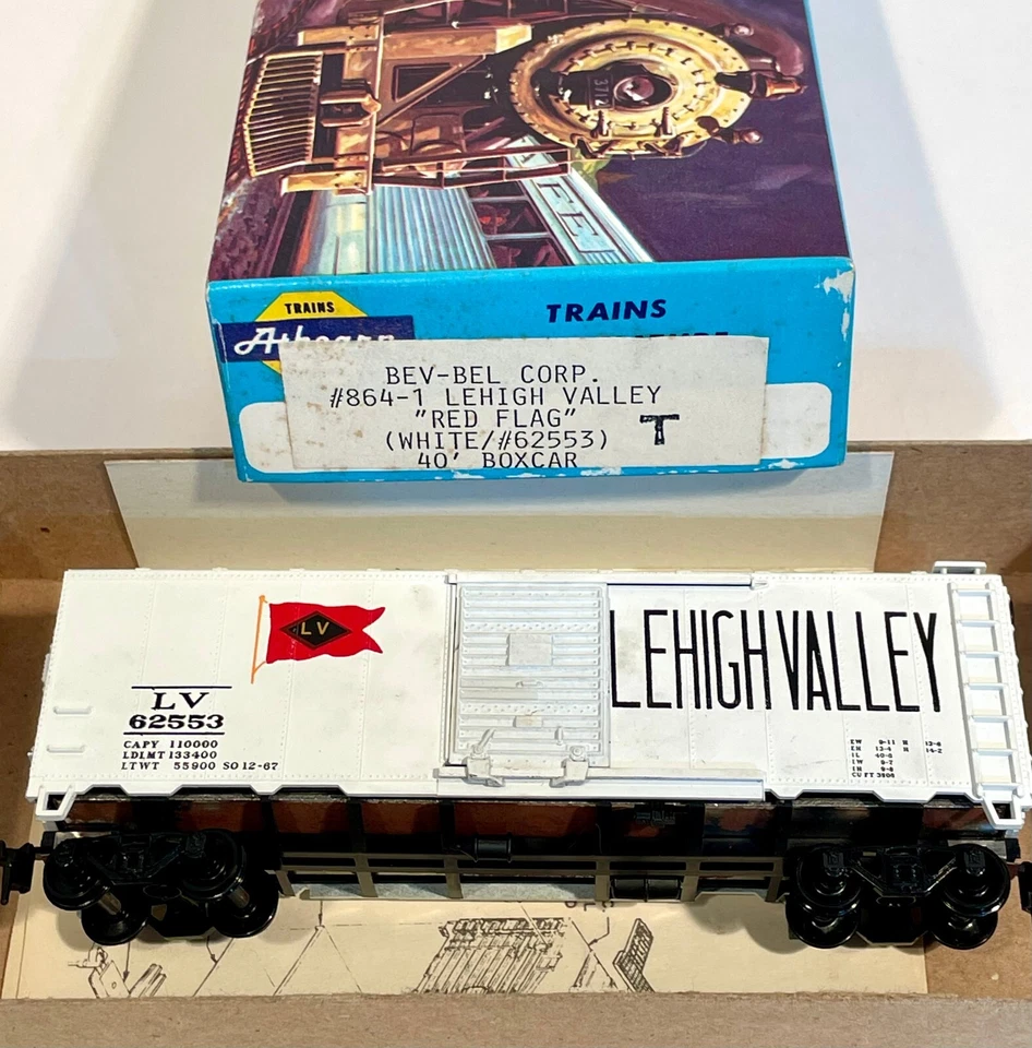 Bev-Bel ho Athearn kits and assembled box car - Image 3 of 4