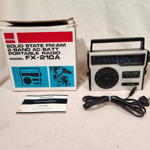 VINTAGE Sharp FX-210A AM/FM SOLID STATE TRANSITOR RADIO + ORIGINAL BOX ...