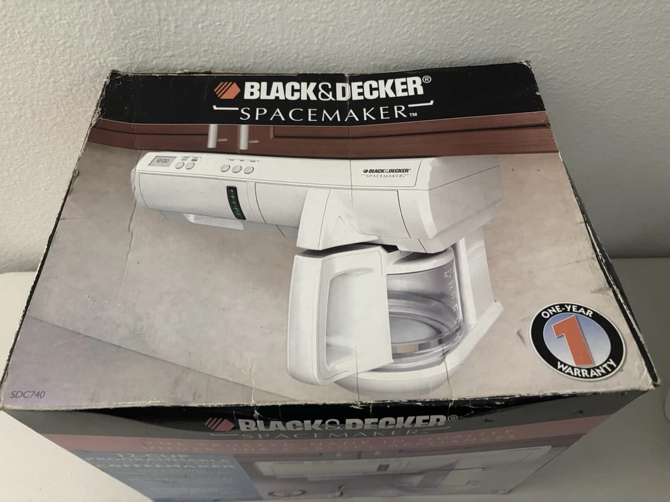 NEW Black Decker Spacemaker 12 Cup Under Cabinet WHITE Coffee Maker 2008 SDC740 - Image 2 of 4