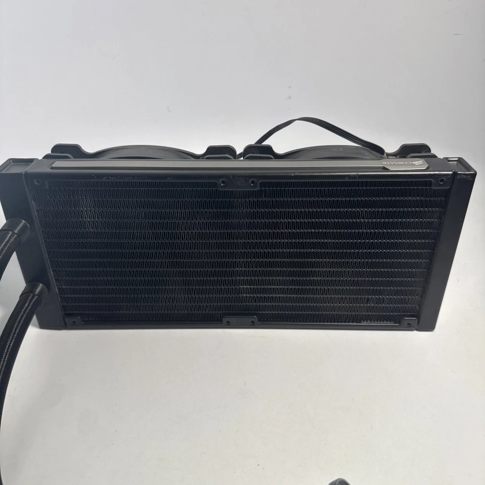 CORSAIR Hydro Series CW-9060019-WW H110i GT 280mm Liquid CPU Cooler - Image 3 of 4
