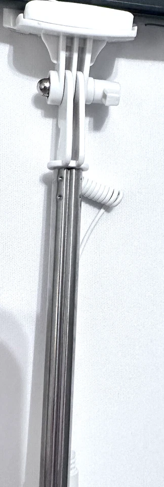 Selfie Stick Hand Grip Extension Pole Aux Option Milliamp 36 inch extendable - Image 3 of 4