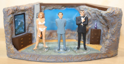 James Bond 007 Corgi Dr. No Diorama, Icon Collection 3 Figuren 