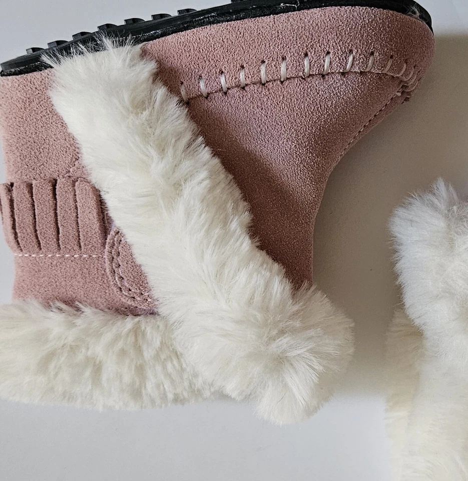 Jack & Lily NUEVO 12-18 Bebé Niñas Botas Invierno Imitación Piel Rosa Gamuza SC1-622 Foto 2 de 4