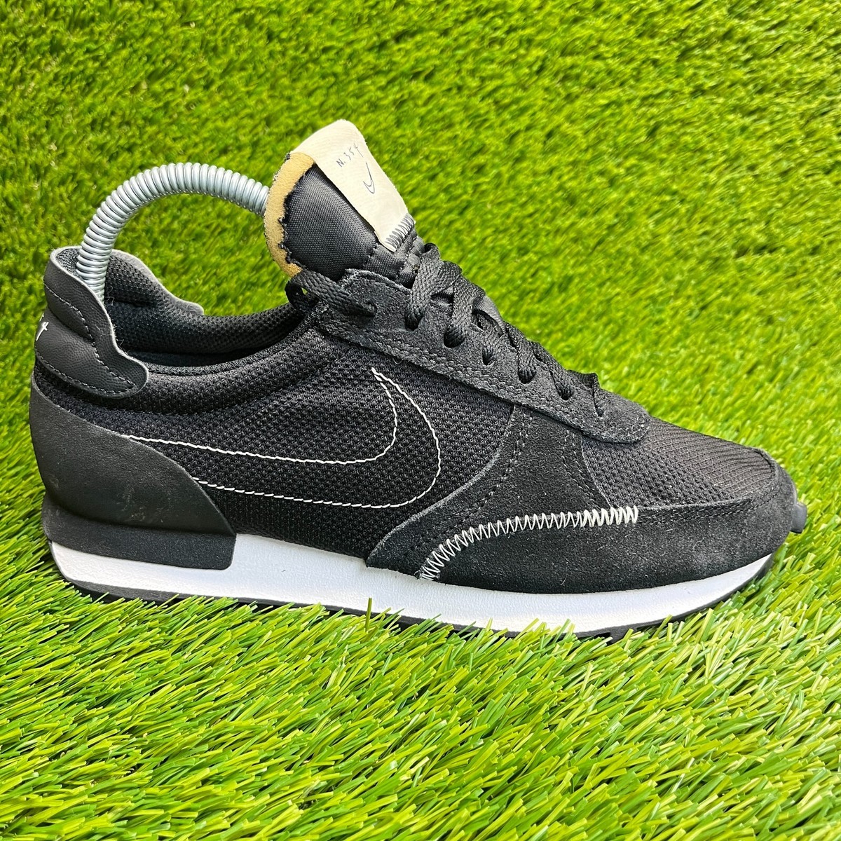 Nike Daybreak Type Womens Size Black White Athletic Running