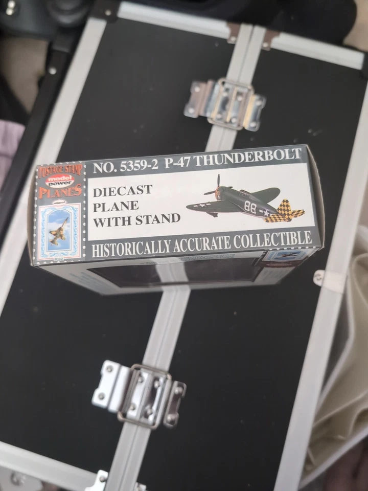 Model Power Postage Stamp Planes 1/100 USA P-47 THUNDERBOLT WWII 5359-2 Sealed - Image 2 of 2