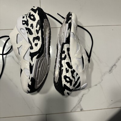 adidas STELLAMCCARTNEY 22・5センチスニーカー Size 5.5 - adidas Stella McCartney x UltraBoost 22 Zebra W