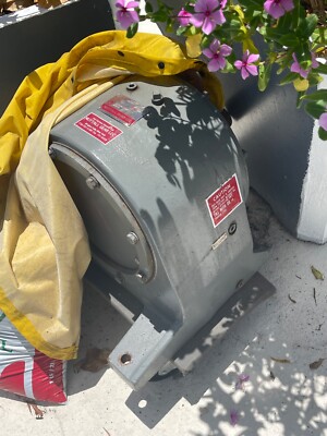 Nuttall Gear Reducer Ratio 16.98 : 1  RPM 100 H.P. 7.5 super heavy maybe 200kg