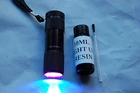 10ML FLY TYING CRYSTAL CLEAR UV RESIN, GLUE  LIGHT + 9 LED UV TORCH FOR CURING