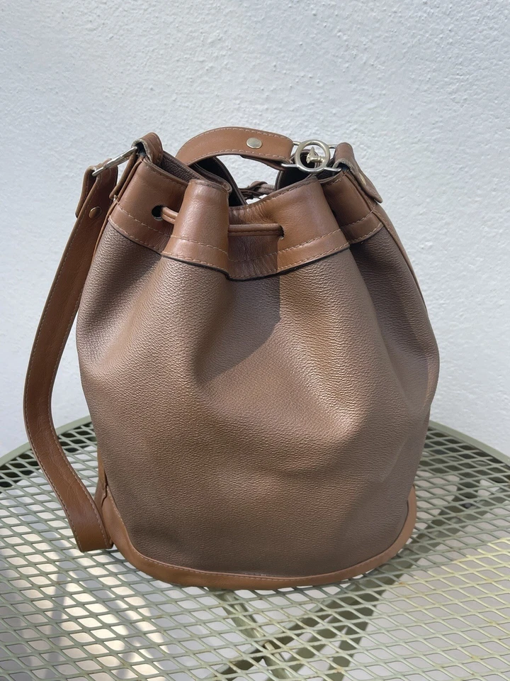 Bolso de hombro Trussardi Sac Bucket cuero marrón tostado vinilo vintage cordones Foto 3 de 4
