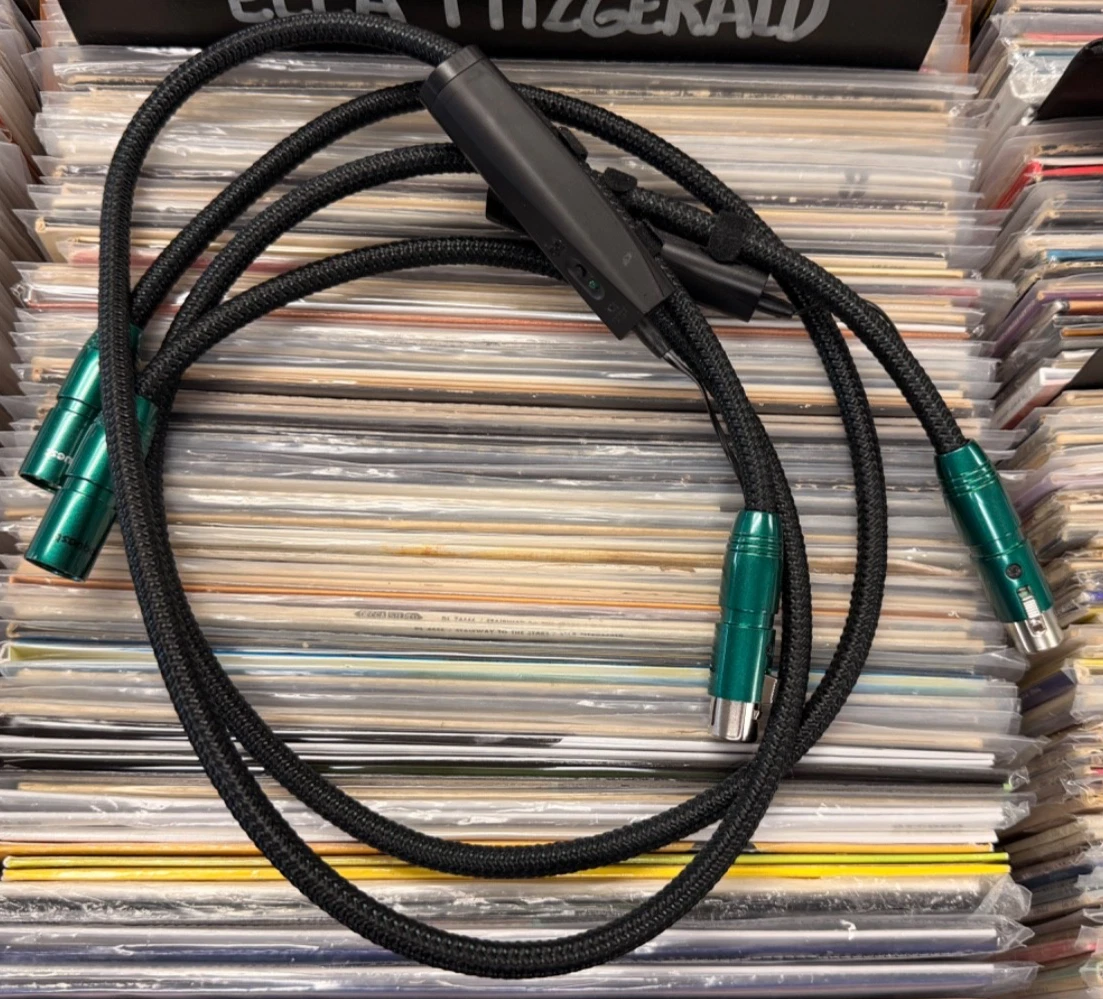 メ*0様 audioquest オーディオクエスト インターコネクト XLRケー Audioquest Xlr for sale - eBay