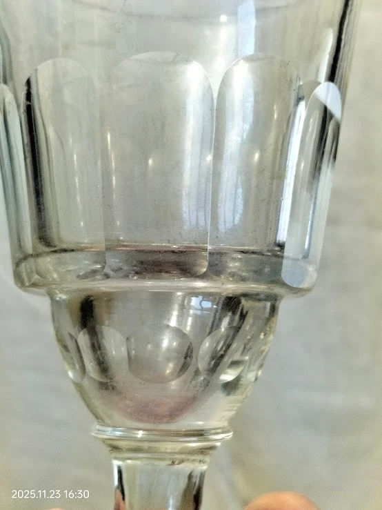 Beau Verre à Absinthe Ancien à Réservoir , Facettes Meulées. - Photo 4/4