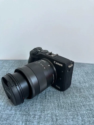 Canon EOS M3 Mirrorless Camera with 18-55mm Lens (Black)