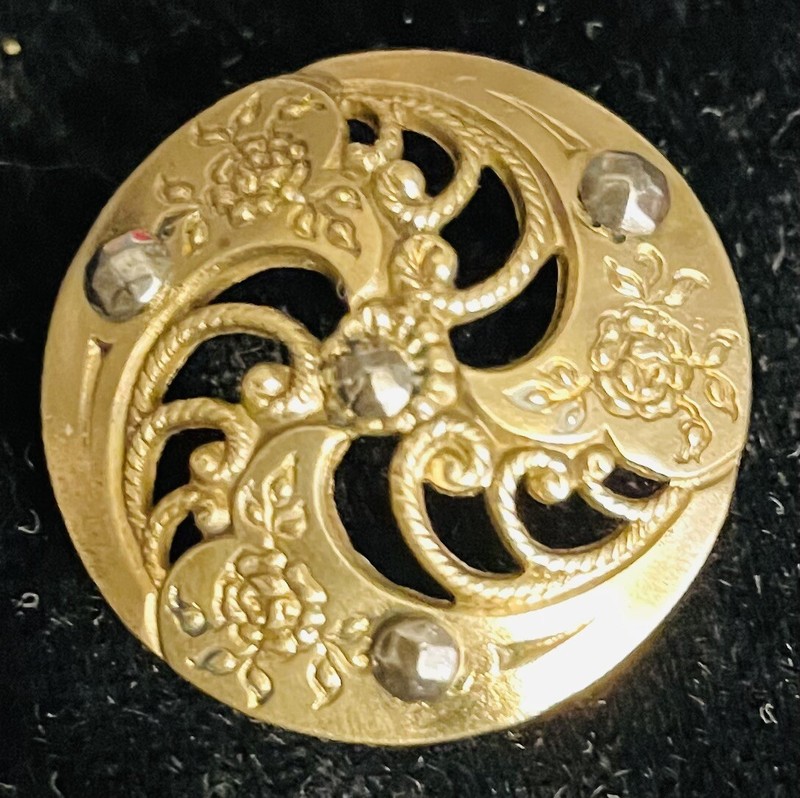 EX Scarce Antique Cut-steel ART NOUVEAU Brass BUTTON, ca., 1890s/early 1900s