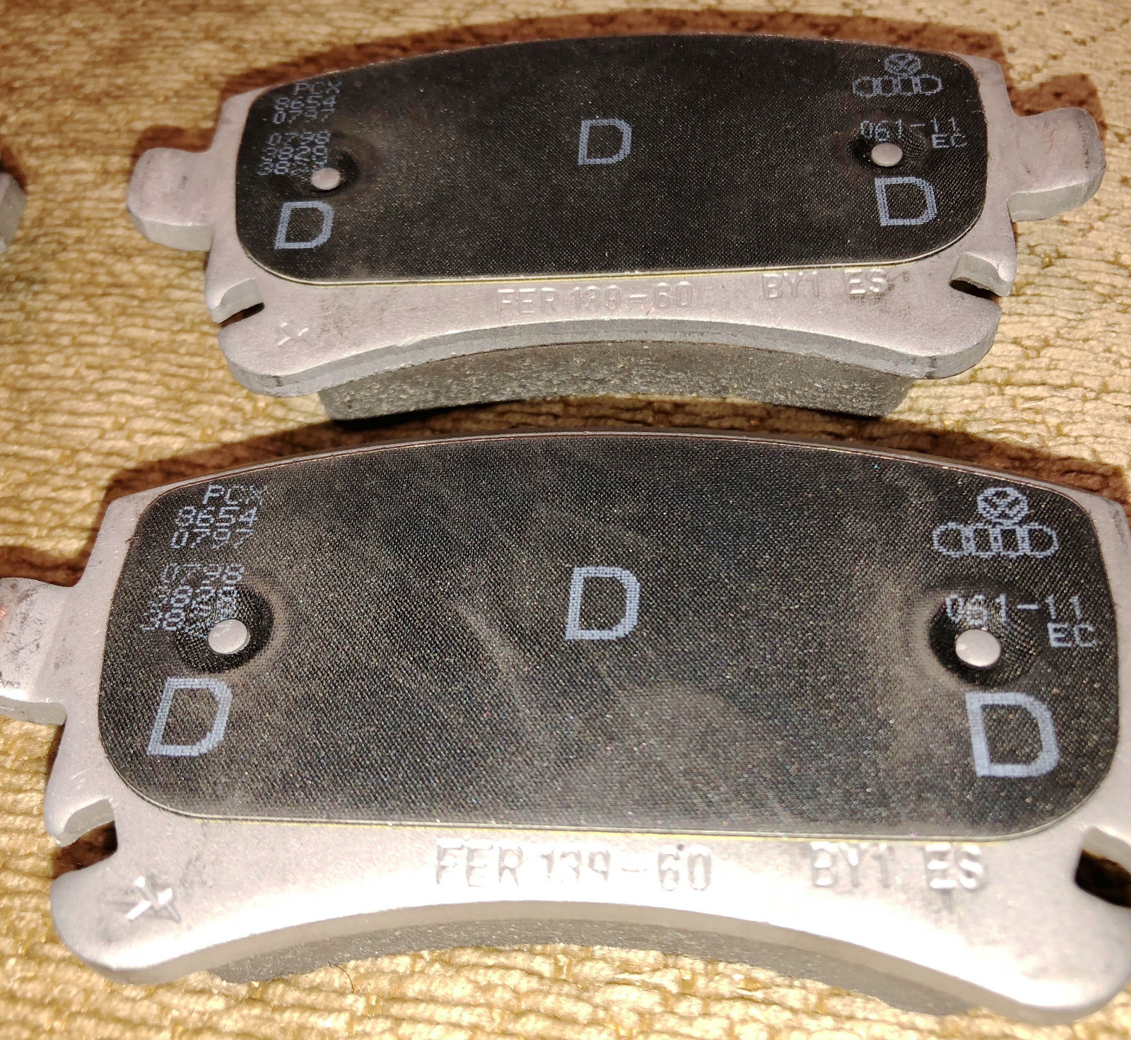 Bentley Continental GT/GTC 2 Rear Brake Pads & sensor 100% Authentic Crewe kit 