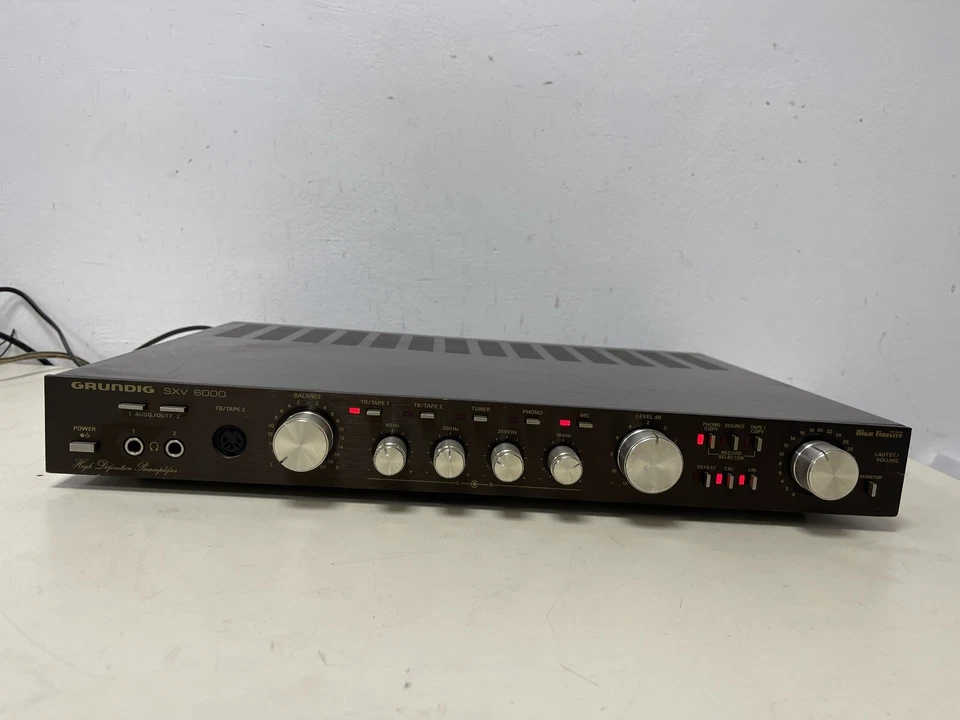 Grundig SXV6000 Vorverstärker braun - Bild 2 von 4