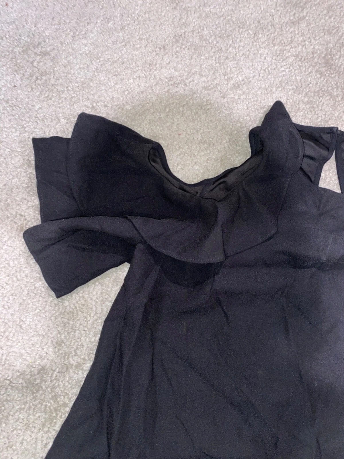 Mini abito piccolo Kate Spade piccolo nero 4 ritagli