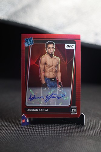 2022 Donruss Optic UFC #105 Adrian Yanez Autografato Rosso Prizm 04/99 RatedRookie