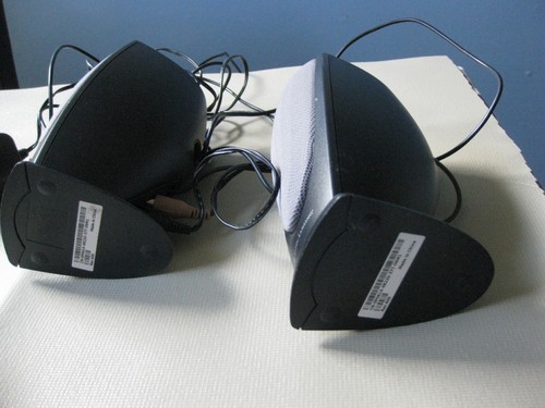 Genuine Altec Lansing ADA215 2-Pc Computer Speakers - 第 3/5 張圖片