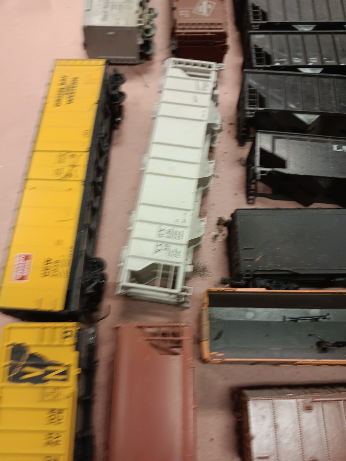 ho scale freight car lot 4 eBay