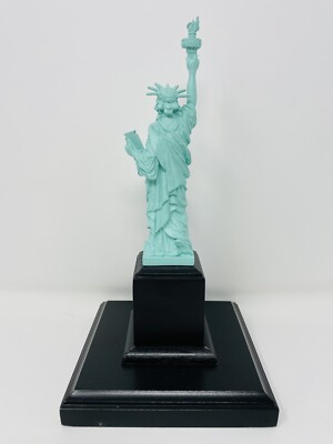 Danbury Mint Statue of Liberty, Light Up Figure, New York King